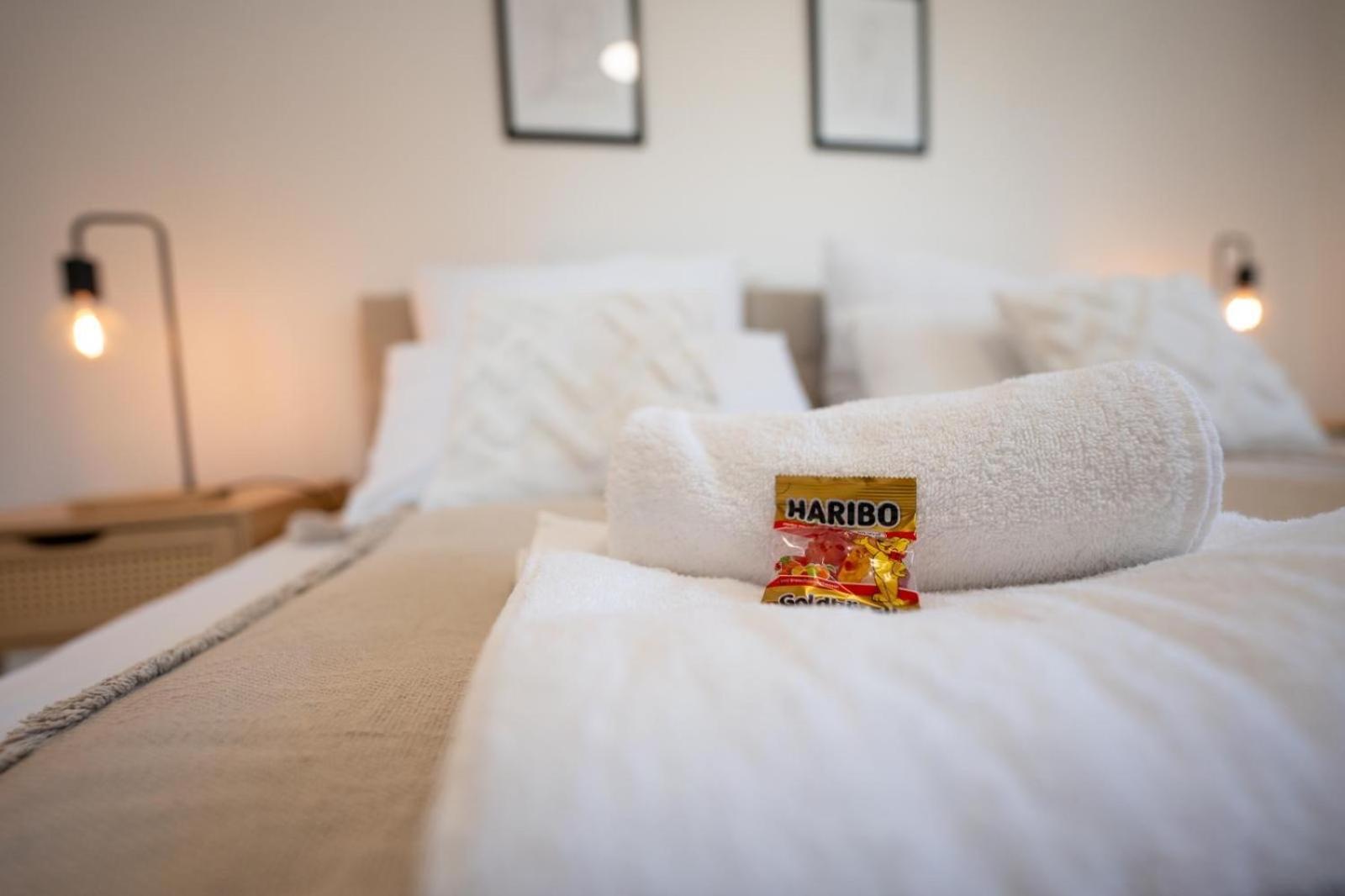 -stadthaus Ida- Mit Grosser Dachterasse, Am Schlosspark, Luftkurort Kisslegg, Boxspringbetten, Kaffeevollautomat, Smarttv, Familienfreundlich, Grosszuegig, Zentral *